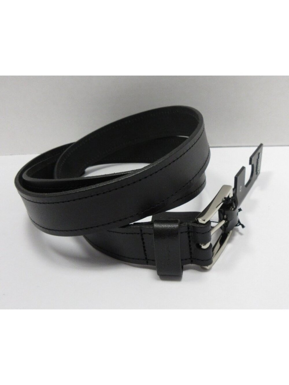 Shinola Detroit Belt 42 Leather Silver Buckle Minimalist Classic NEW